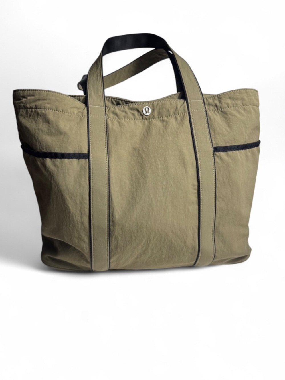 Lululemon Daily Multi-Bag Tote Bag 20L Army Green NWOT Discontinued colorway